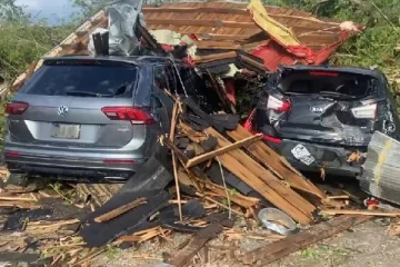 கனடாவின் முக்கிய பகுதியில் இருளில் தத்தளித்த ஆயிரக்கணக்கானோர்