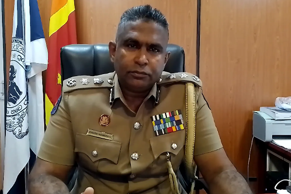 பொலிஸ் அதிகாரிகளில் 40% பேருக்கு நோய் தொற்று ; வெளியான அதிர்ச்சி தகவல் | Stranded Fishermen Rescued Mid Sea By Navy