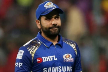 கேப்டன் பதவியிலிருந்து ரோஹித் ஷர்மா நீக்கப்பட்டது ஏன்..? மும்பை அணி பயிற்சியாளர் விளக்கம்!