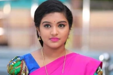 கலர்ஸ் தமிழ் சீரியல் நடிகையுடன், செம்பருத்தி சீரியல் நடிகை பார்வதி எடுத்து செல்பி - எவ்வளவு அழகாக இருக்கிறார்கள் பாருங்க