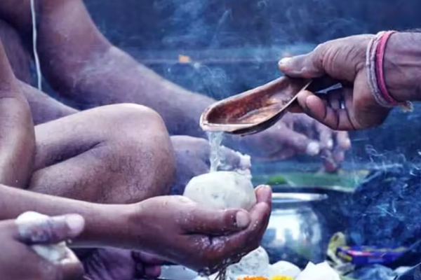 ஒருவருக்கு பித்ரு தோஷம் இருப்பதற்கான 5 முக்கிய அறிகுறிகள் | 5 Symptoms Of One Having Pitru Thosham In Tamil