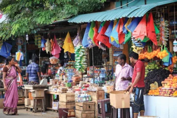 யாழ்.நகரில் சுற்றுலா பயணிகளை அசௌகரியப்படுத்தும் யாசகர்கள்! எழுந்துள்ள கடும் குற்றச்சாட்டு