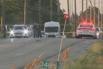 சடலமாக மீட்கப்பட்ட பெண்: துப்பாக்கிச்சூடு குறித்து விசாரணை நடத்தும் பீல் பொலிசார்