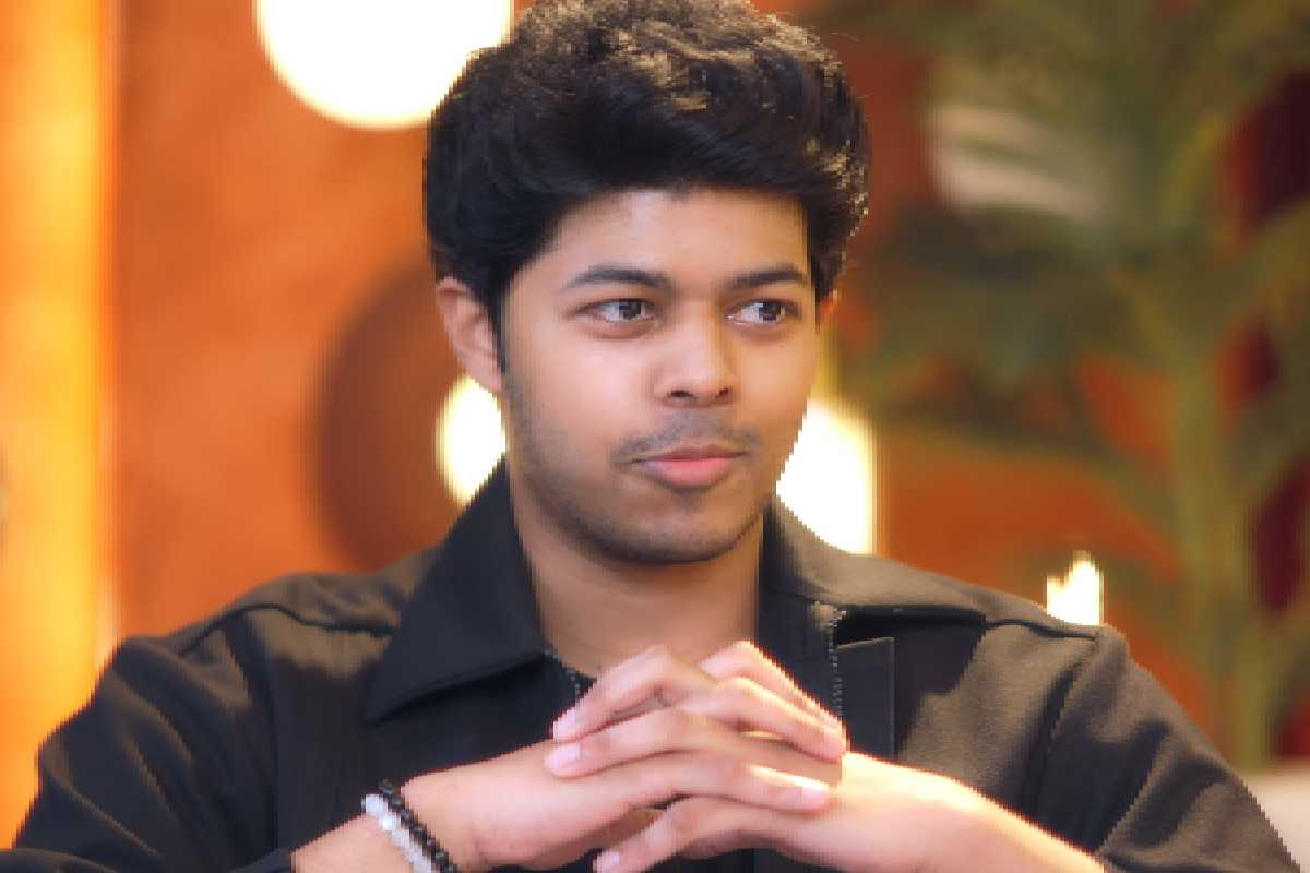 ஜேசன் சஞ்சய்யை என்ன வளர்த்தாலும் உள்ளே அவருக்கு!! விஜே டிடி சொன்ன வார்த்தை... | Dd Praises Vijays Son Says Hes Very Talented ஜேசன் சஞ்சய்யை என்ன வளர்த்தாலும் உள்ளே அவருக்கு!! விஜே டிடி சொன்ன வார்த்தை... | Dd Praises Vijays Son Says Hes Very Talented