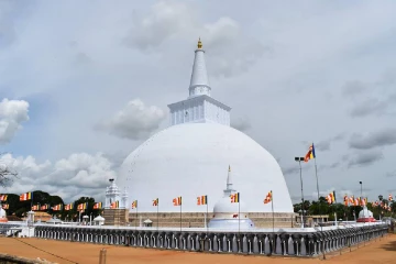 அனுராதபுரம் செல்லும் மக்களுக்காக விசேட கோரிக்கை