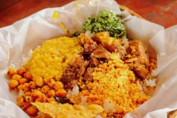 பாடசாலை உணவு பொதியில் மீன் செதில்கள்