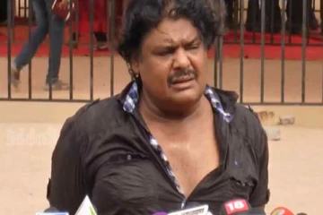 "நான் மிகுந்த மன வேதனையில் உள்ளேன்" திடீரென தேர்தலிலிருந்து விலகிய மன்சூர் அலிகான்.. நடந்தது என்ன?