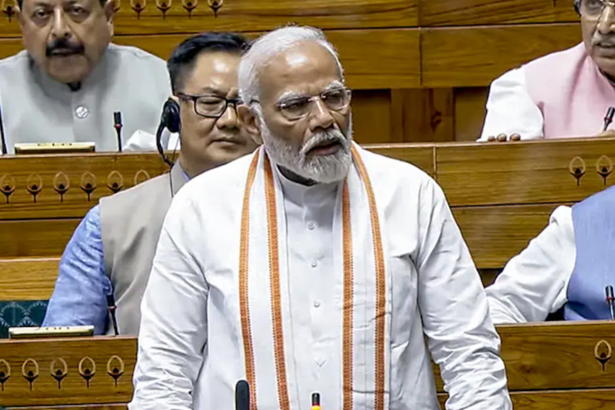 மோடி அரசின் புதிய சட்டத்திற்கு எதிராக இந்திய நீதிமன்றத்தில் போராட்டம் | Protest In Court Against Modi Government S New Law