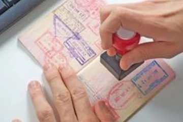 சுற்றுலா பயணிகளுக்கு நீண்ட கால வீசா! - அமைச்சர் நாமல் வெளியிட்ட அறிவிப்பு