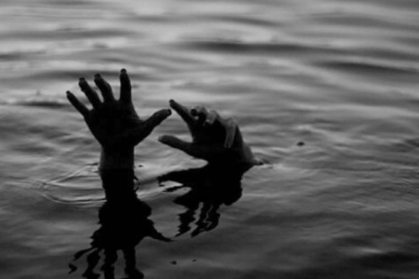 மகாவலி ஆற்றில் விழுந்தவர் மாயம் | Person Fell Into The Mahaweli River Is Missing மகாவலி ஆற்றில் விழுந்தவர் மாயம் | Person Fell Into The Mahaweli River Is Missing