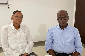 தமிழரசுக் கட்சியின் பொதுச்செயலாளரை சந்தித்த பீரிஸ்