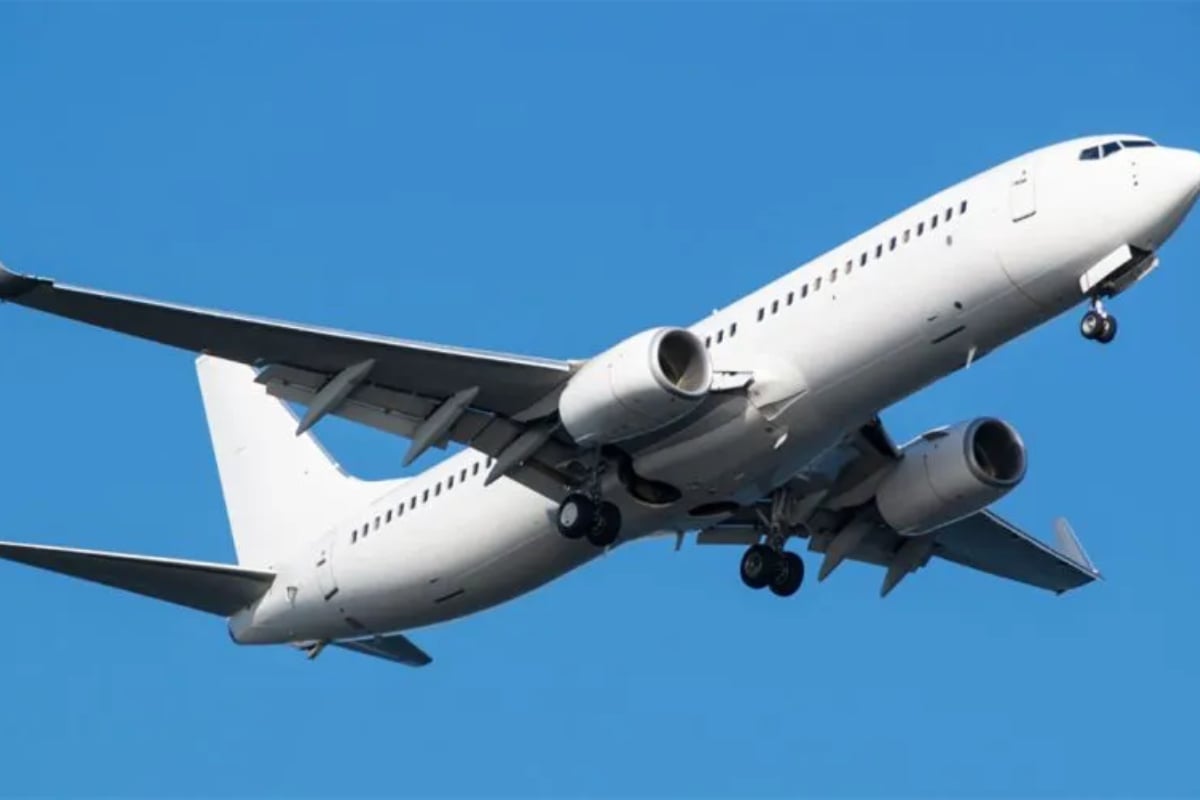 தீவிரம் அடையும் மத்திய கிழக்கு போர் - விமான கட்டணங்களில் ஏற்பட்டுள்ள பாரிய மாற்றம் | Tourism Industry At Risk