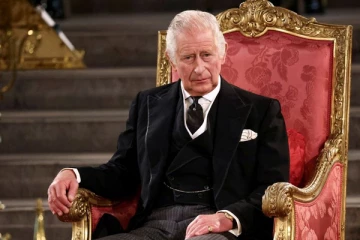 இளவரசி டயானாவுடன் வாழும்போதே கமீலாவுடன் தொடர்புவைத்திருந்த சார்லஸ்: முடிசூடுவதில் சிக்கல்?