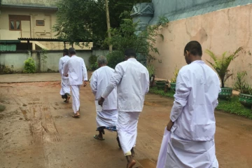 நத்தார் தினத்தை முன்னிட்டு வவுனியாவில் 6 கைதிகள் விடுதலை(Photos)