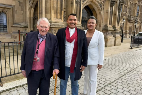 நாமல் ராஜபக்ச மன்னர் சார்ல்சை சந்தித்தாரா! நாமலின் ஊடகப்பிரிவு வெளியிட்ட தகவல் | Namal Rajapaksa United Kingdom