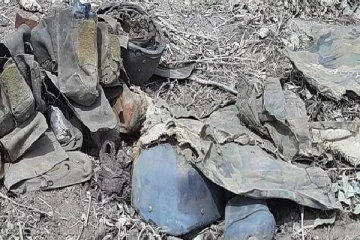 தமிழர் பகுதியில் இராணுவ சீருடையுடன் மனித எச்சங்கள் மீட்பு