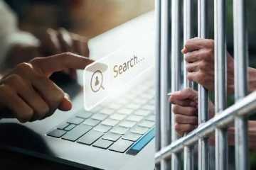 தவறிக்கூட இந்த வார்த்தைகளை கூகுளில் தேடிவிடாதீர்கள்! தண்டனை கிடைக்கும் அபாயம்