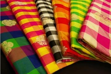 பாரம்பரியமாக அணியப்படும் புடவை எப்படி உருவானது என்று தெரியுமா?