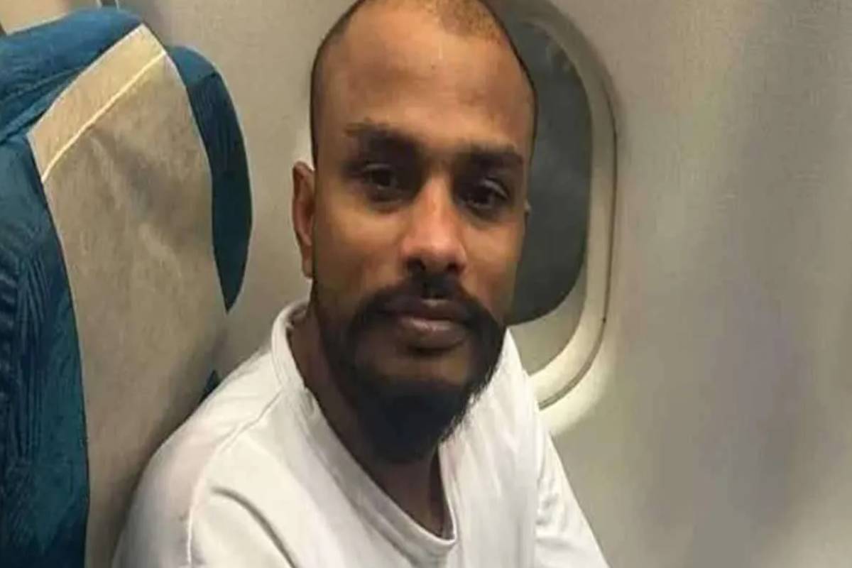 டுபாயிலிருந்து பலத்த பாதுகாப்பில் இலங்கைக்கு அழைத்துவரப்பட்ட ஆபத்தான நபர்..! தீவிரமடையும் விசாரணை | Bus Lalith Arrested Dubai Back To Sri Lanka