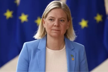 ஸ்வீடன் தேர்தல்: நூலிழையில் தோல்வியை தழுவியது பிரதமர் மக்டலேனா ஆண்டர்சனின் ஆளும் கட்சி