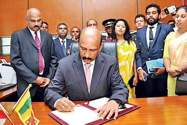 பாதுகாப்பு செயலாளராக மீண்டும் கமல் குணரத்ன! - ஐபிசி தமிழ்