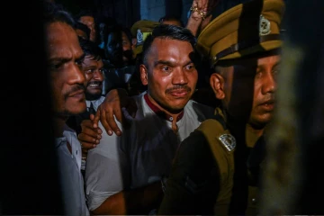 නාමල්ට ඊමේල් පණිවිඩයක් හුවමාරු වෙලාද.. සමහර ඇත්ත තිත්තයි.. නීතිඥ මනෝජ් ගමගේ සියල්ල හෙළිකරපු හැටි