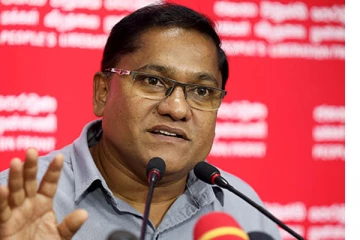 சர்ச்சைக்குரிய பாடப்புத்தக விவகாரம் ; அறிக்கை சமர்பிக்கப்பட்டது