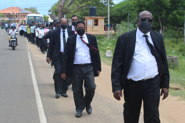 போராடத்தெரியாத தமி்ழ் தேசிய கட்சிகள் | Justice Saravanaraja Did Asylum Claim Tnp Srilanka