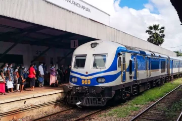 ரயிலில் யாழ்ப்பாணம் செல்வோர் கவனத்திற்கு ; இடைநிறுத்தப்படவுள்ள சேவை