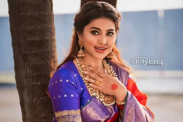 2வது புடவை கடையை திறந்த நடிகை சினேகா... எங்கே தெரியுமா? | Sneha New Saree Shop In Coimbatore