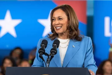 கமலா ஹரிஸின் இந்தியப் பின்னணி குறித்து மோசமாக விமர்சித்துள்ள பெண்: கடும் கண்டனம்