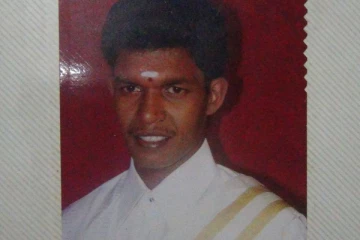 குளவி கொட்டுக்குள்ளானதில் ஒருவர் உயிரிழப்பு: மூவர் வைத்தியசாலையில்(Photos)