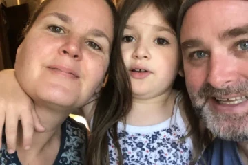 ஒன்று இரண்டு அல்ல... நான்கு டோஸ் தடுப்பூசிகள் வரை போடவேண்டிய கட்டாயத்தில் வெளிநாடு வாழ் கனேடியர்கள்