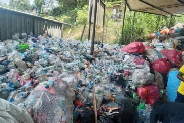 டன் கணக்கில் குவிந்துள்ள குப்பைகளை அழிப்பதில் பாரிய சிக்கல்