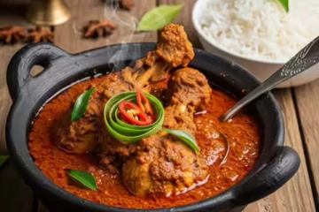 காரசாரமான செட்டிநாடு கோழி குழம்பு... சீக்கிரமா எப்படி செய்வது?