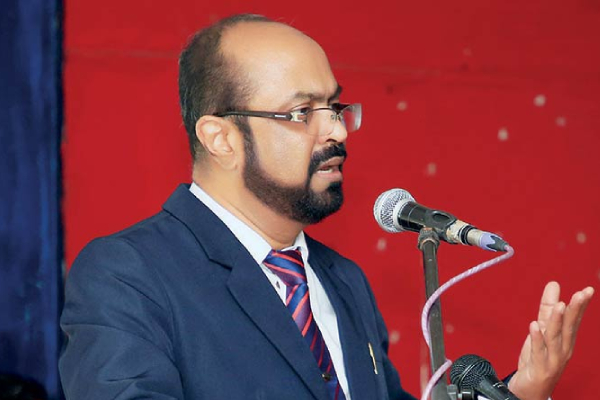 எரிபொருள் நுகர்வில் ஏற்பட்டுள்ள வீழ்ச்சி: அமைச்சு வெளியிட்ட தகவல் | Fuel Consumption Decreased Sri Lanka