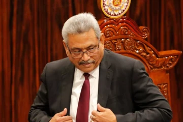 தன்னை சந்திக்க வருபவர்களிடம் அரசியலை தவிர்க்கும் கோட்டாபய