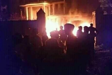 விமல் வீரவங்சவின் இல்லத்திற்கு தீவைப்பு