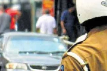 විරෝධතාවයක් නිසා ප්‍රධාන මාර්ගයක් වැසෙයි..