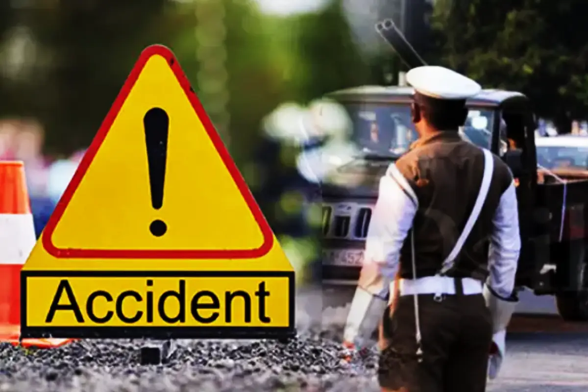 அதிகாலையில் பேருந்துகள் மோதி கோர விபத்து | 25 Hospitalised In Kegalle Bus Crash அதிகாலையில் பேருந்துகள் மோதி கோர விபத்து | 25 Hospitalised In Kegalle Bus Crash