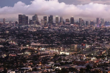 நான்காவது பெரிய பொருளாதாரமாக மாறிய கலிபோர்னியாவின் பொருளாதாரம்