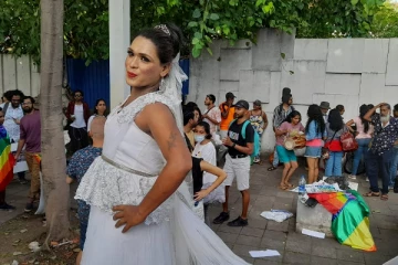 ஜனாதிபதி கோட்டாபயவுக்கு எதிராக  கொழும்பில் ஒன்று திரண்ட திருநங்கைகள்!(video)