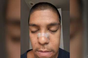 ரொறன்ரோ தீவில் இளைஞரை நையப்புடைத்த கும்பல்