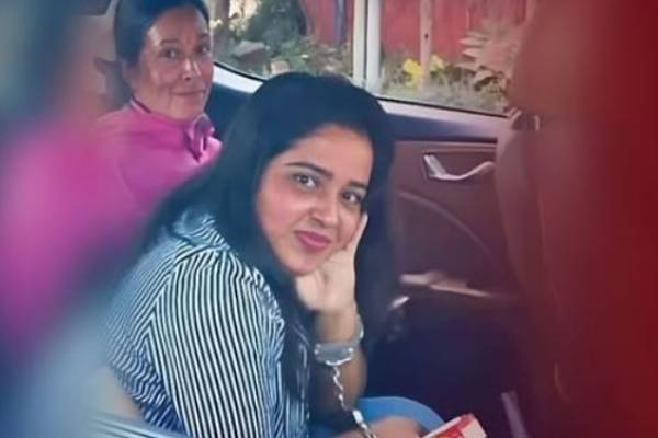 செவ்வந்தி தொடர்பில் பரபரப்புத் தகவலை வெளியிட்டுள்ள அரசாங்கம் | Sewwandi S Political Connection Revealed செவ்வந்தி தொடர்பில் பரபரப்புத் தகவலை வெளியிட்டுள்ள அரசாங்கம் | Sewwandi S Political Connection Revealed