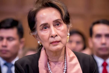 75 வயதில் பத்து வருட சிறை தண்டனை? என்ன ஆகப்போகிறார் ஆங்சான் சூகி!