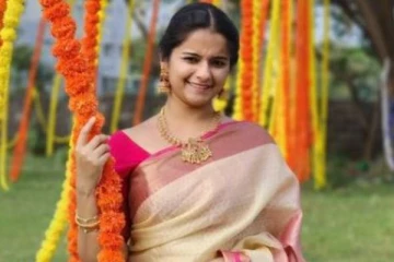 எதிர்நீச்சல் சீரியல் நடிகை ஹரிப்பிரியா கலக்கல் இன்ஸ்டா புகைப்படங்கள்