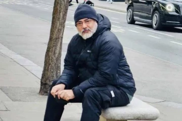 ஏகே 62- அப்டேல்லாம் இப்ப கிடையாது!! பைக்-ஐ எடுத்து நடையை கட்டிய அஜித் குமார்