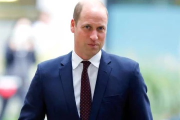 மன்னர் சார்லஸால் வெளியேறிய அரண்மனையின் முக்கிய அதிகாரி: கோபத்தில் கொந்தளித்த இளவரசர் வில்லியம்