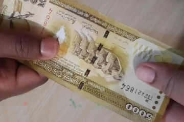 போலி நாணயத்தாளுடன் பாடசாலை மாணவர்கள் கைது!