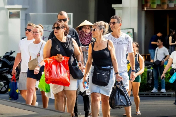 15 இலட்சம் சுற்றுலாப் பயணிகள் இலங்கை வருகை | 1 5 Million Tourists Visit Sri Lanka 15 இலட்சம் சுற்றுலாப் பயணிகள் இலங்கை வருகை | 1 5 Million Tourists Visit Sri Lanka